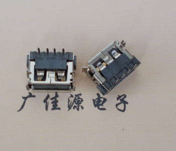 插件 USB接口